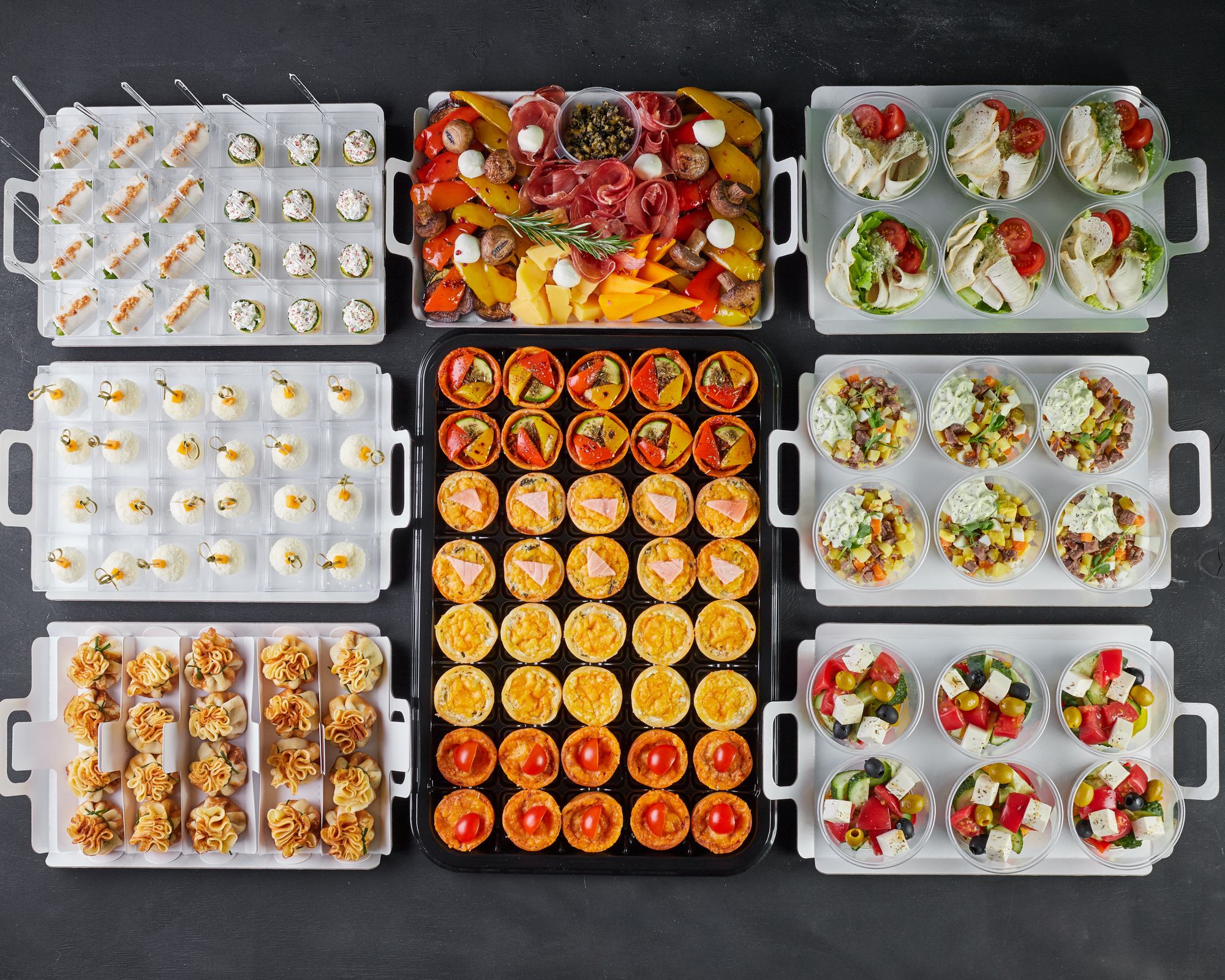 Әйел өзінің кискасының жасырын камерасын мастурбациялайды Порно мифтік суреттер