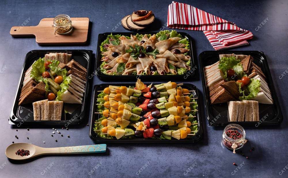 Сет «Кофе-брейк» заказать с доставкой от Cateringoff по цене 7855 ...